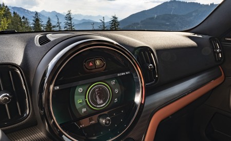 2021 MINI Cooper S Countryman ALL4 Central Console Wallpapers 450x275 (64)