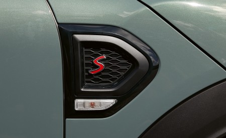 2021 MINI Cooper S Countryman ALL4 Detail Wallpapers 450x275 (66)