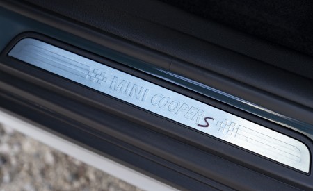 2021 MINI Cooper S Countryman ALL4 Door Sill Wallpapers 450x275 (72)
