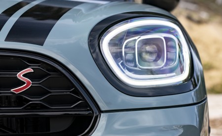 2021 MINI Cooper S Countryman ALL4 Headlight Wallpapers 450x275 (50)