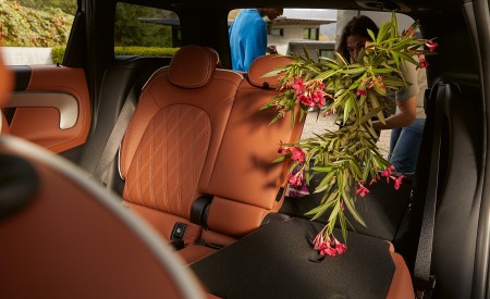 2021 MINI Cooper S Countryman ALL4 Interior Wallpapers 450x275 (76)