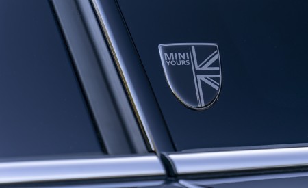 2021 MINI Countryman ALL4 Detail Wallpapers 450x275 (25)