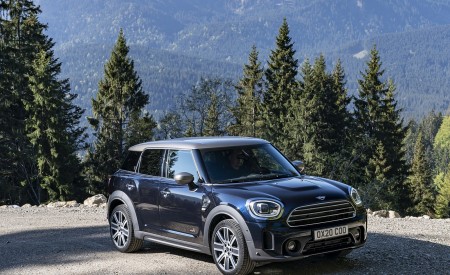 2021 MINI Countryman ALL4 Front Three-Quarter Wallpapers 450x275 (19)