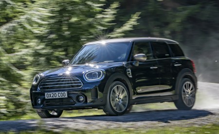2021 MINI Countryman ALL4 Front Three-Quarter Wallpapers 450x275 (5)