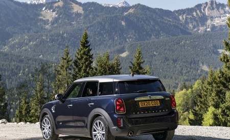 2021 MINI Countryman ALL4 Rear Three-Quarter Wallpapers 450x275 (22)