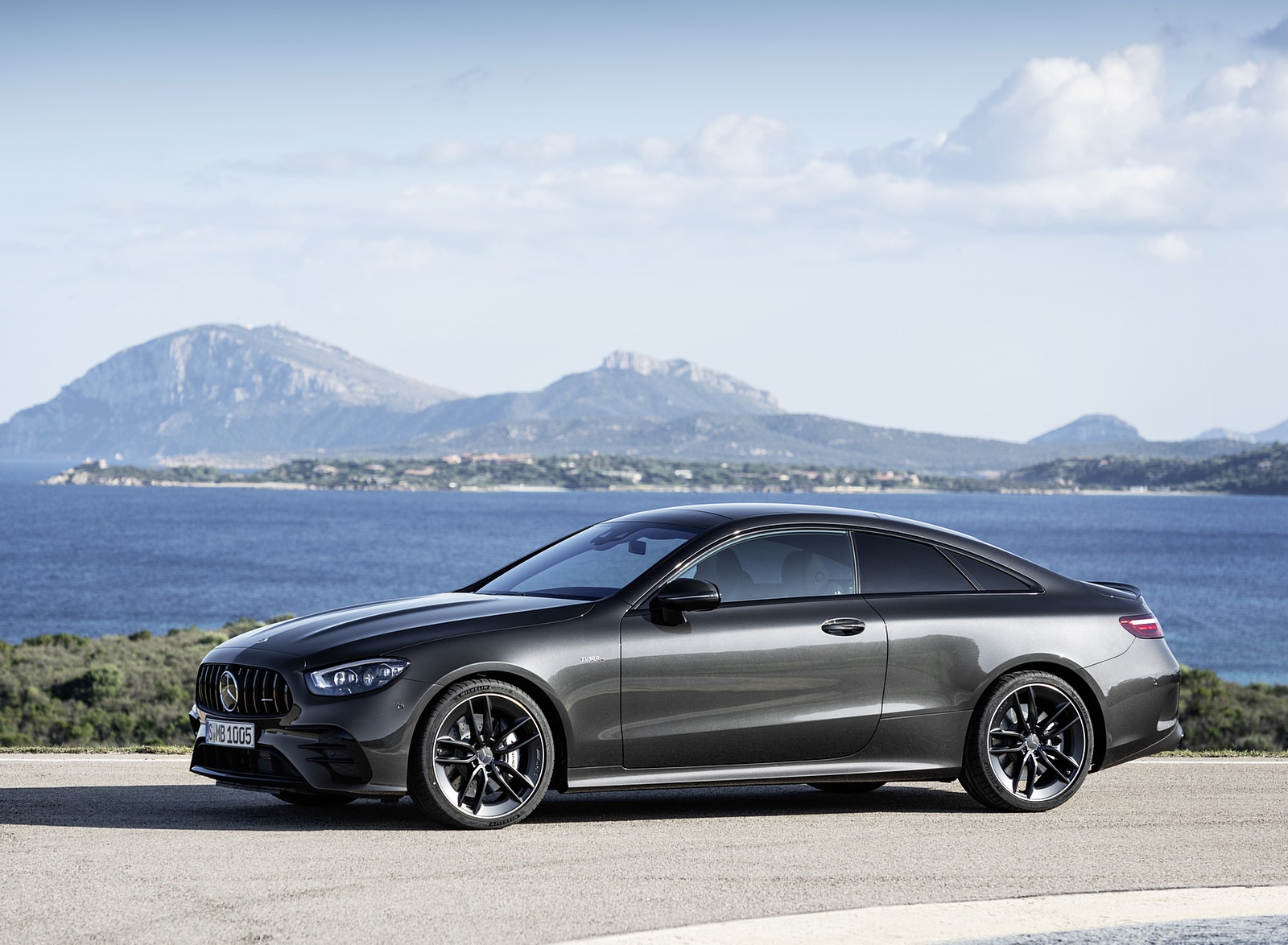 2021 Mercedes-AMG E 53 Coupe (Color: Graphite Grey Metallic) Front Three-Quarter Wallpapers (14)