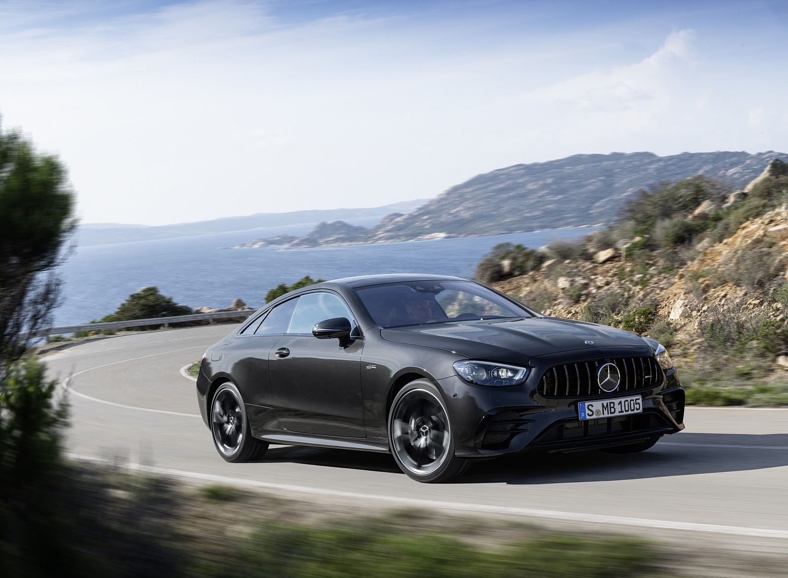 2021 Mercedes-AMG E 53 Coupe (Color: Graphite Grey Metallic) Front Three-Quarter Wallpapers (6)