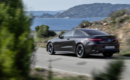 2021 Mercedes-AMG E 53 Coupe (Color: Graphite Grey Metallic) Rear Three-Quarter Wallpapers 450x275 (8)