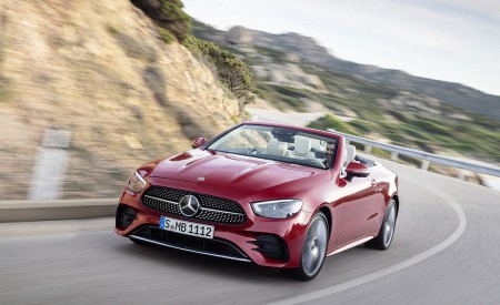 2021 Mercedes-Benz E 450 4MATIC Cabriolet AMG Line (Color: Designo Hyacinth Red Metallic) Front Wallpapers 450x275 (42)