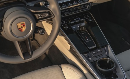 2021 Porsche 911 Targa 4 (Color: Gentian Blue) Central Console Wallpapers 450x275 (81)