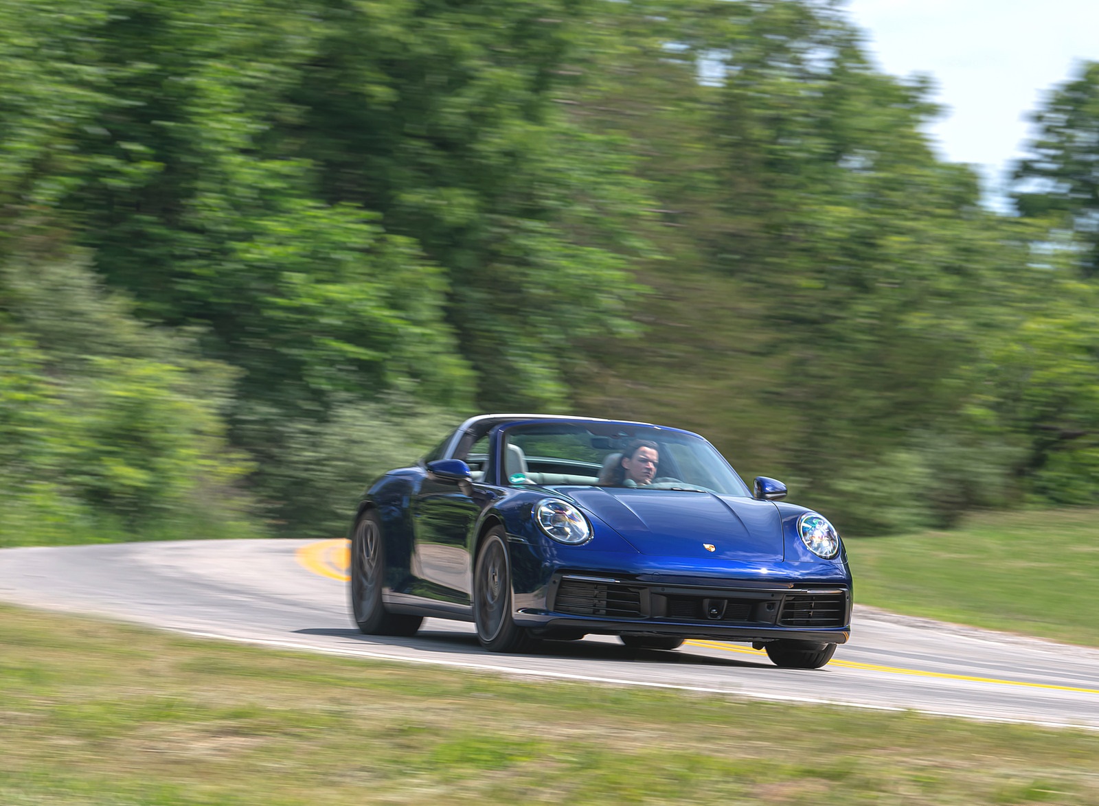 2021 Porsche 911 Targa 4 (Color: Gentian Blue) Front Three-Quarter Wallpapers (2)