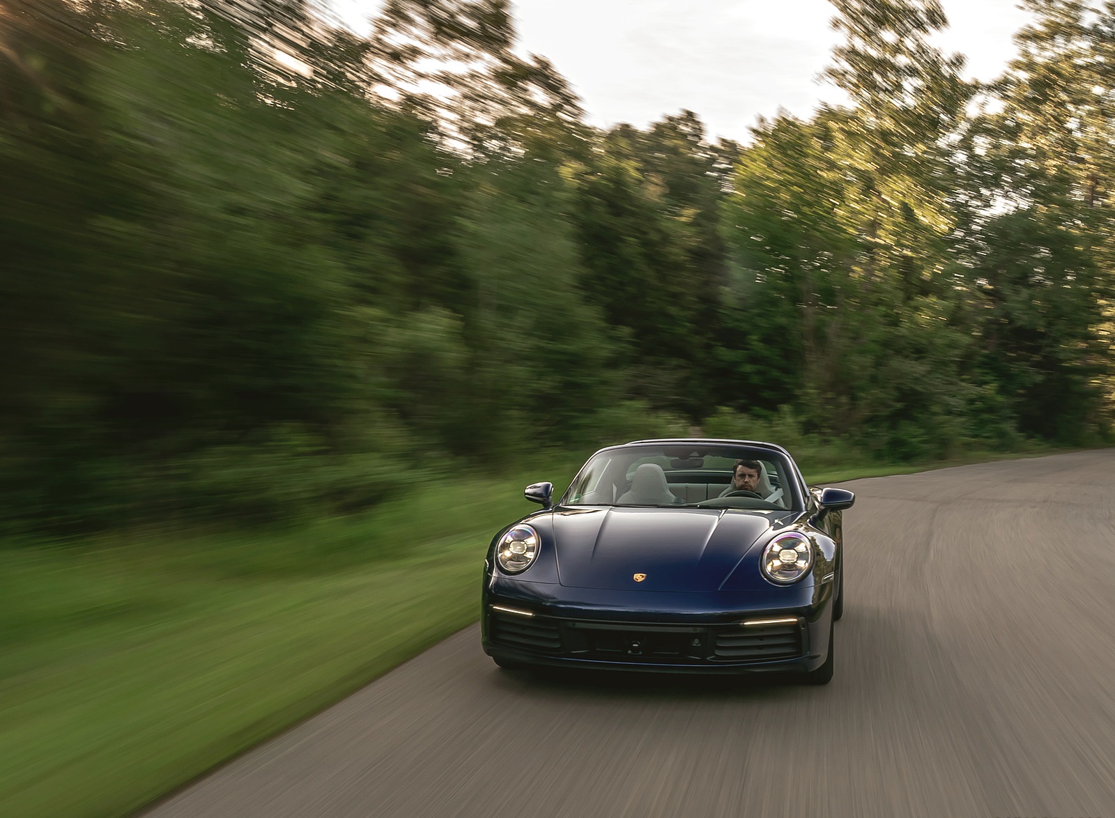 2021 Porsche 911 Targa 4 (Color: Gentian Blue) Front Wallpapers (3)
