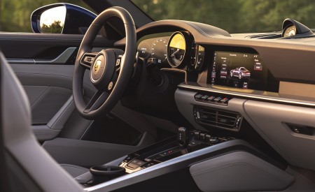 2021 Porsche 911 Targa 4 (Color: Gentian Blue) Interior Wallpapers 450x275 (69)