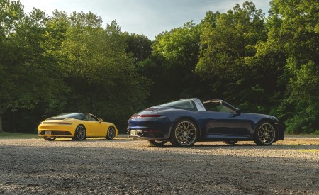 2021 Porsche 911 Targa 4 (Color: Gentian Blue) Rear Three-Quarter Wallpapers  450x275 (26)