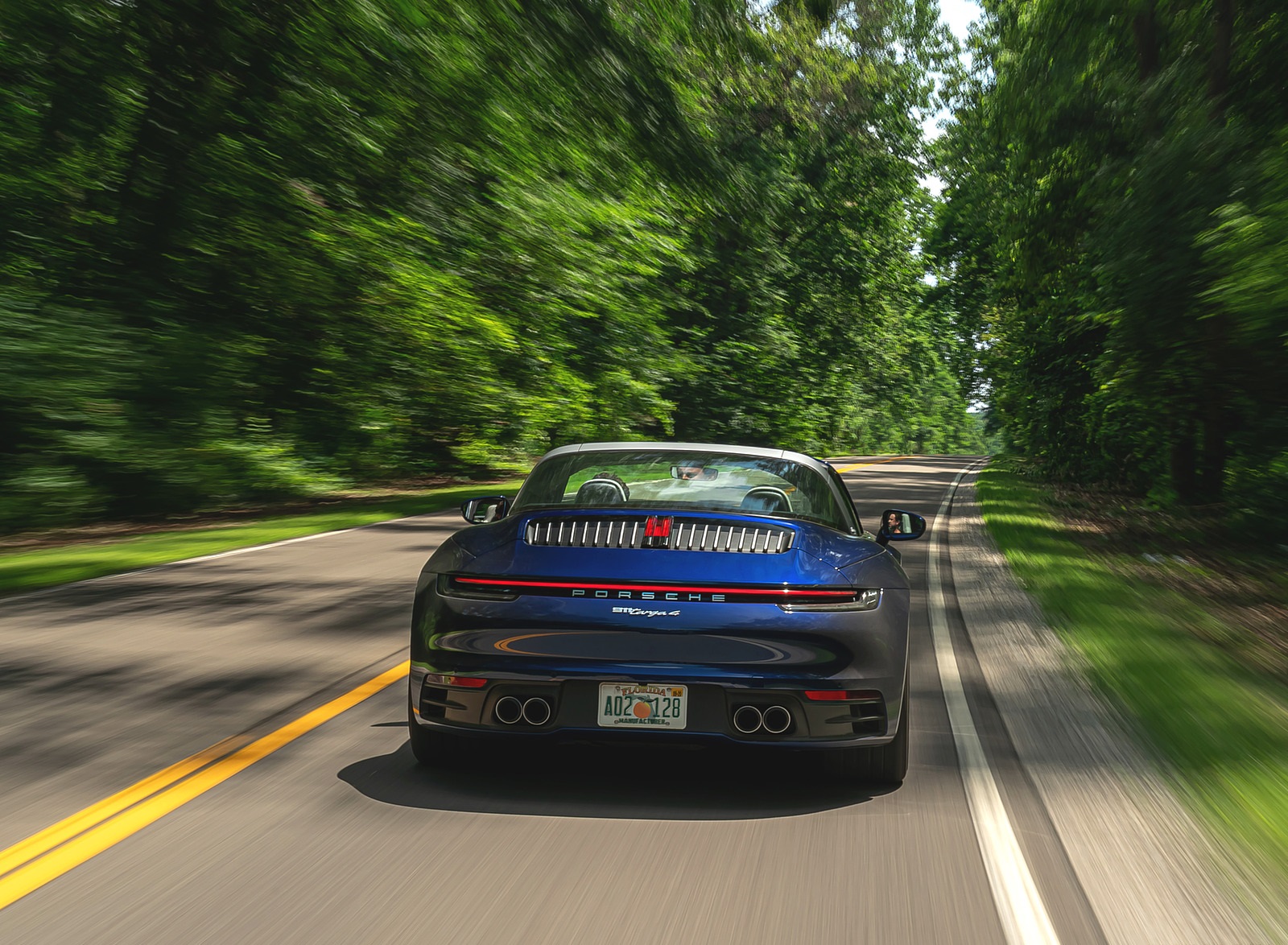 2021 Porsche 911 Targa 4 (Color: Gentian Blue) Rear Wallpapers #7 of 126