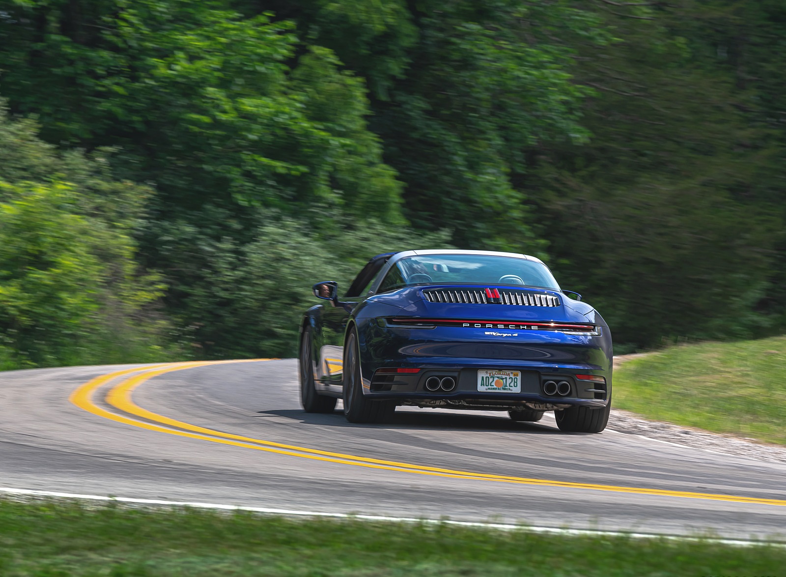 2021 Porsche 911 Targa 4 (Color: Gentian Blue) Rear Wallpapers (9)