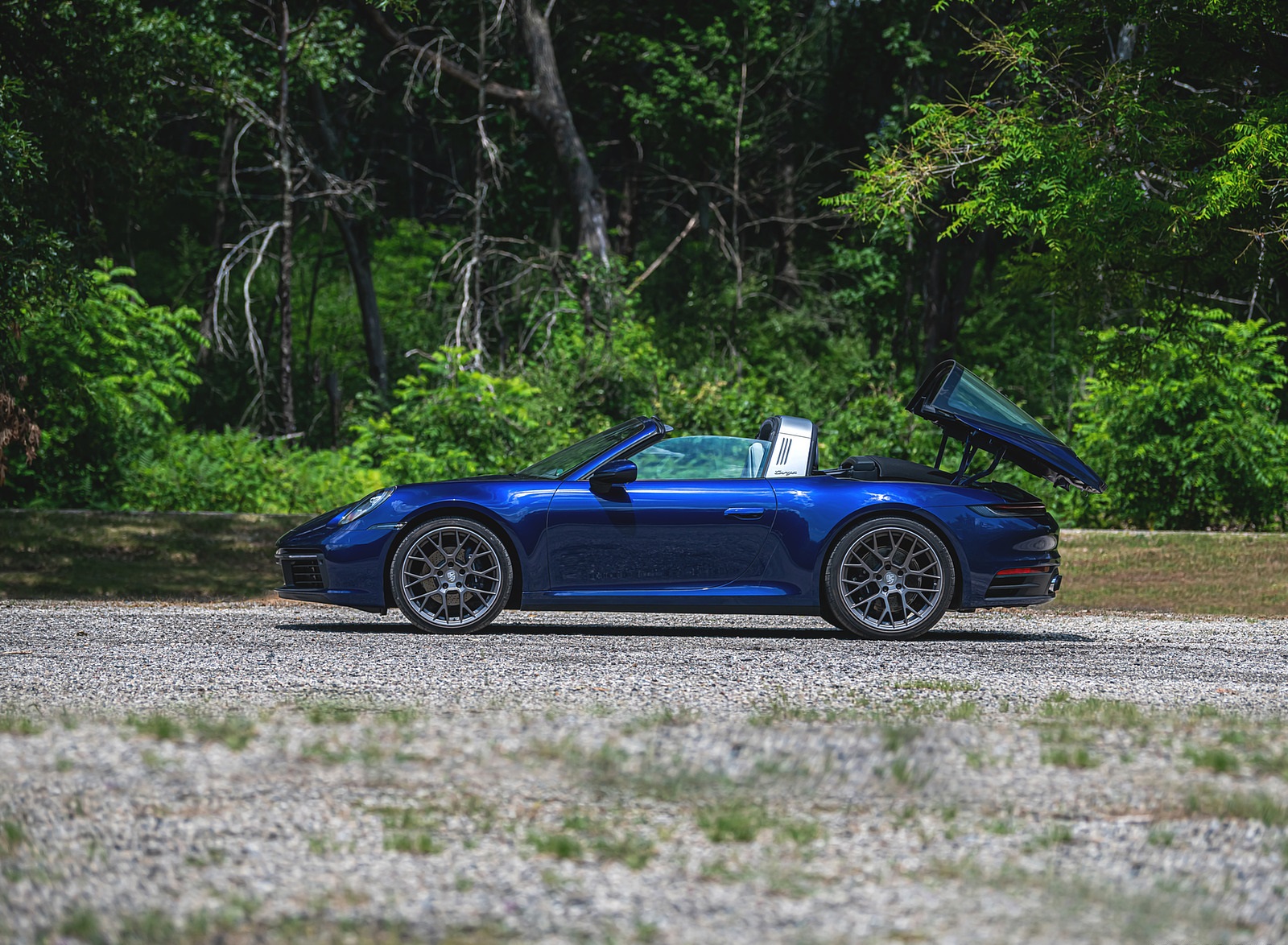 2021 Porsche 911 Targa 4 (Color: Gentian Blue) Side Wallpapers #31 of 126