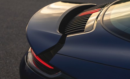 2021 Porsche 911 Targa 4 (Color: Gentian Blue) Spoiler Wallpapers 450x275 (56)