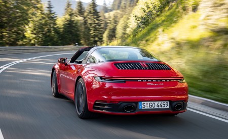 2021 Porsche 911 Targa 4S (Color: Guards Red) Rear Wallpapers 450x275 (105)