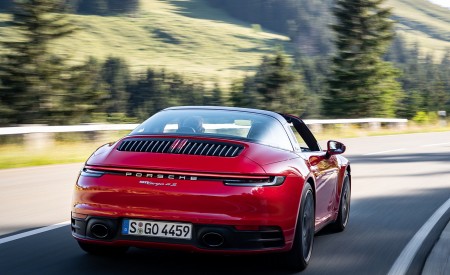 2021 Porsche 911 Targa 4S (Color: Guards Red) Rear Wallpapers 450x275 (97)