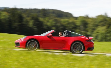 2021 Porsche 911 Targa 4S (Color: Guards Red) Side Wallpapers 450x275 (101)