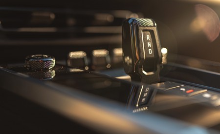 2021 Porsche 911 Targa 4S (Color: Racing Yellow) Central Console Wallpapers 450x275 (79)