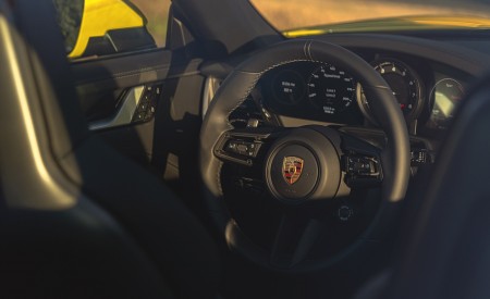 2021 Porsche 911 Targa 4S (Color: Racing Yellow) Interior Wallpapers 450x275 (69)