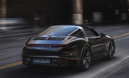 2021 Porsche 911 Targa 4S Rear Three-Quarter Wallpapers 450x275 (133)