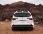 2021 Toyota Sienna Limited Hybrid Rear Wallpapers 150x120 (4)