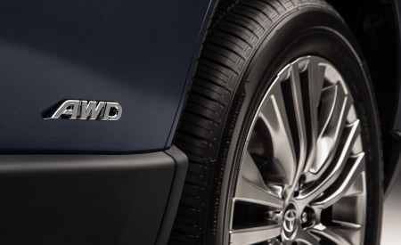 2021 Toyota Venza Badge Wallpapers 450x275 (52)