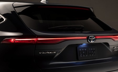 2021 Toyota Venza Exhaust Wallpapers 450x275 (50)