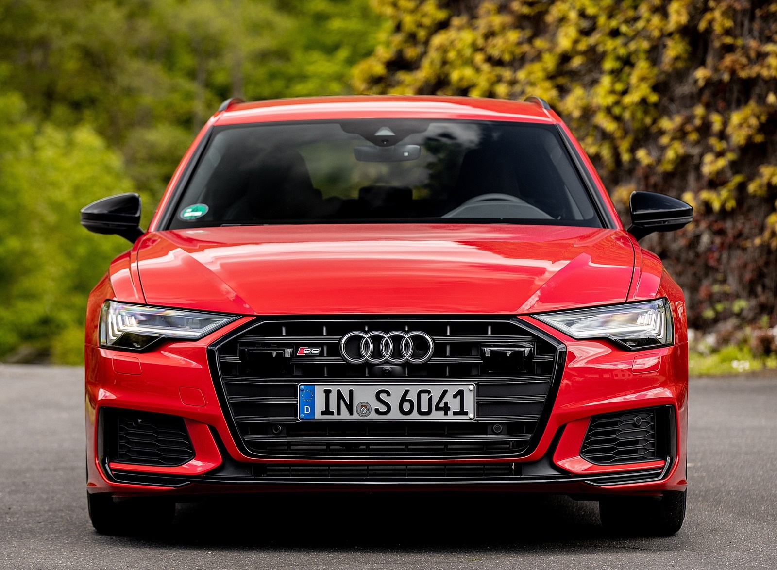 2020 Audi S6 Avant TDI (Color: Tango Red) Front Wallpapers (12)