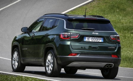 2020 Jeep Compass (Euro-Spec) Rear Three-Quarter Wallpapers 450x275 (5)