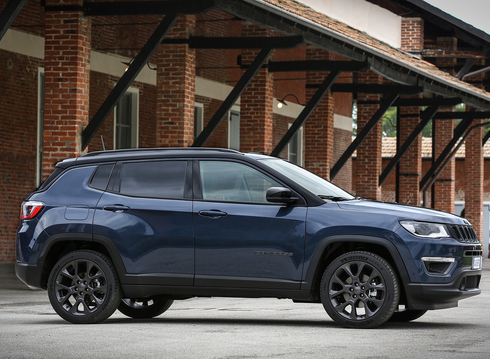 2020 Jeep Compass (Euro-Spec) Side Wallpapers (13)