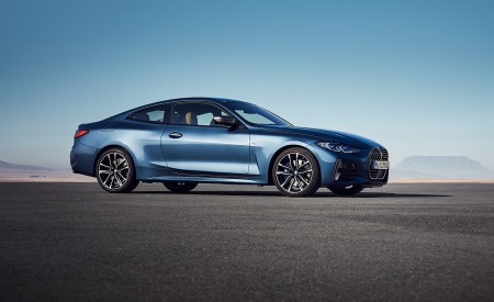 2021 BMW M440i xDrive Coupe Front Three-Quarter Wallpapers 450x275 (49)