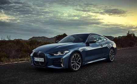 2021 BMW M440i xDrive Coupe Front Three-Quarter Wallpapers 450x275 (30)