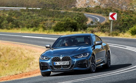 2021 BMW M440i xDrive Coupe Front Wallpapers 450x275 (16)