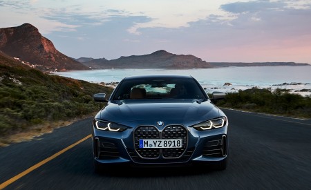 2021 BMW M440i xDrive Coupe Front Wallpapers 450x275 (32)