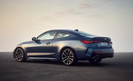 2021 BMW M440i xDrive Coupe Rear Three-Quarter Wallpapers 450x275 (53)