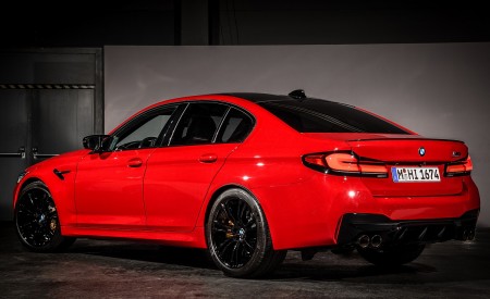 2021 BMW M5 Competition Rear Three-Quarter Wallpapers 450x275 (31)