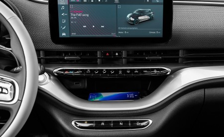 2021 Fiat 500 la Prima EV Central Console Wallpapers 450x275 (37)