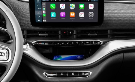 2021 Fiat 500 la Prima EV Central Console Wallpapers 450x275 (33)
