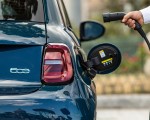 2021 Fiat 500 la Prima EV Charging Wallpapers 150x120 (21)