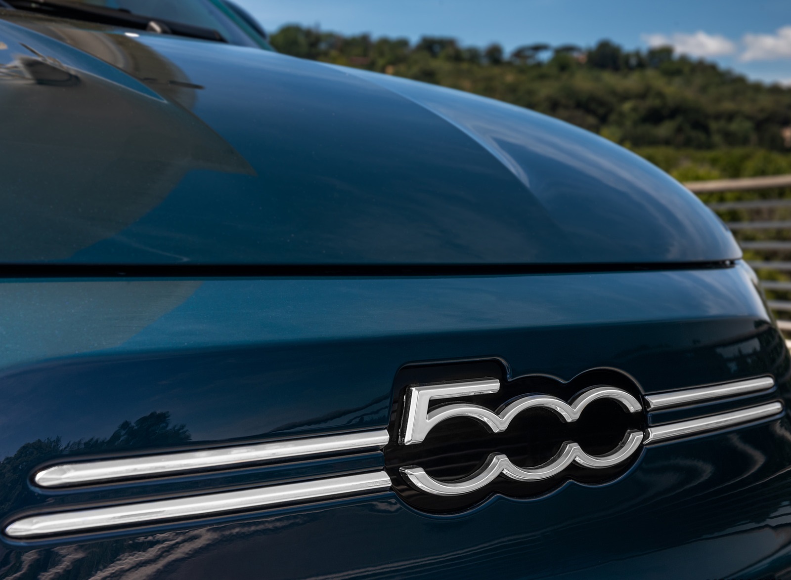 2021 Fiat 500 la Prima EV Grill Wallpapers (15)