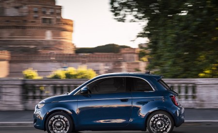 2021 Fiat 500 la Prima EV Side Wallpapers 450x275 (6)