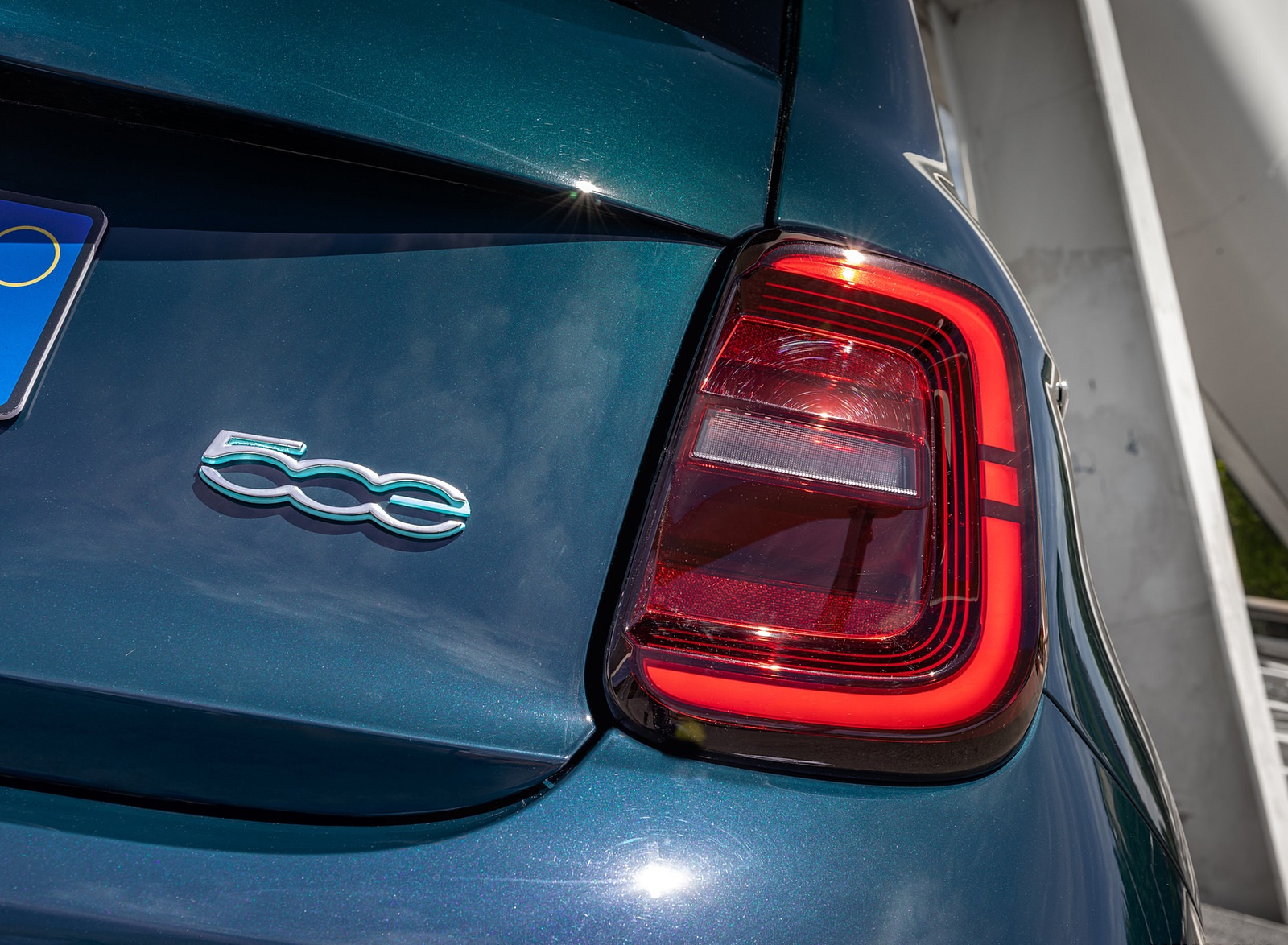 2021 Fiat 500 la Prima EV Tail Light Wallpapers (14)