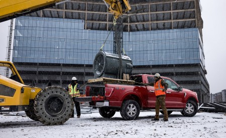 2021 Ford F-150 XLT Rear Three-Quarter Wallpapers 450x275 (7)