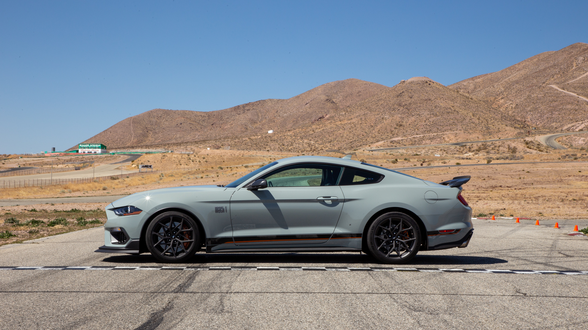 2021 Ford Mustang Mach 1 (Color: Fighter Jet Gray) Side Wallpapers (7)