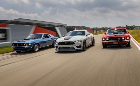 2021 Ford Mustang Mach 1 and 1969 Mach 1 Wallpapers 450x275 (40)