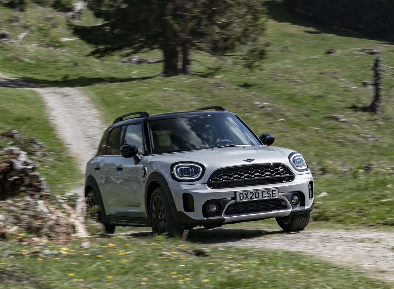 2021 MINI Countryman SE ALL4 Plug-In Hybrid Front Three-Quarter Wallpapers (13)